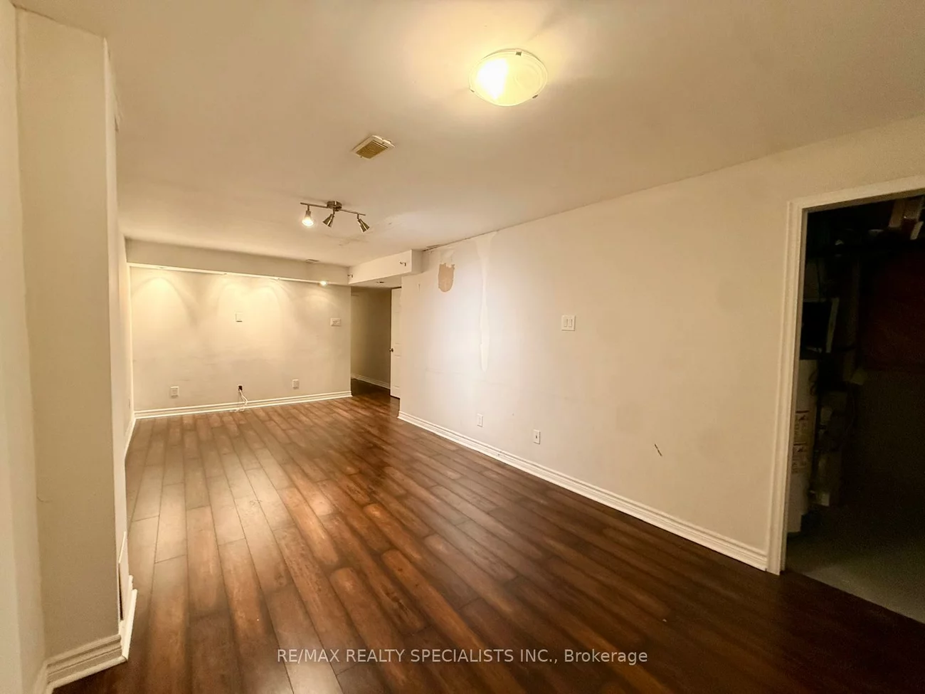 525, NOVO STAR, Meadowvale Village, Mississauga