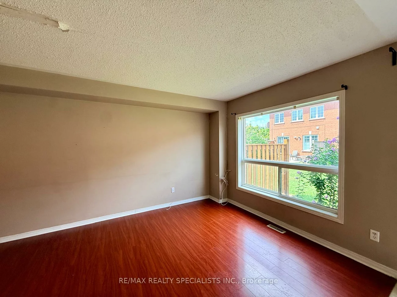 525, NOVO STAR, Meadowvale Village, Mississauga