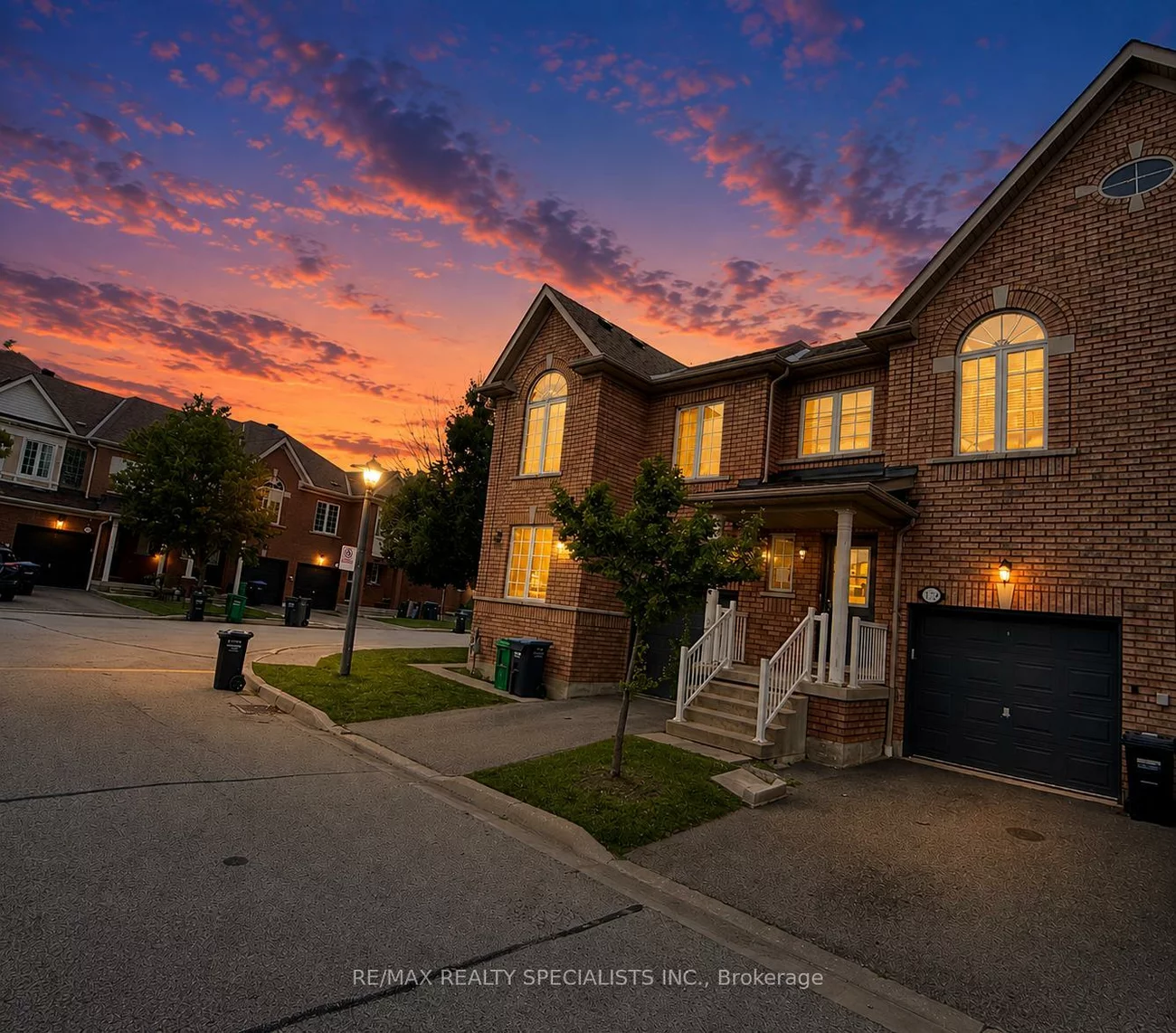 525, NOVO STAR, Meadowvale Village, Mississauga