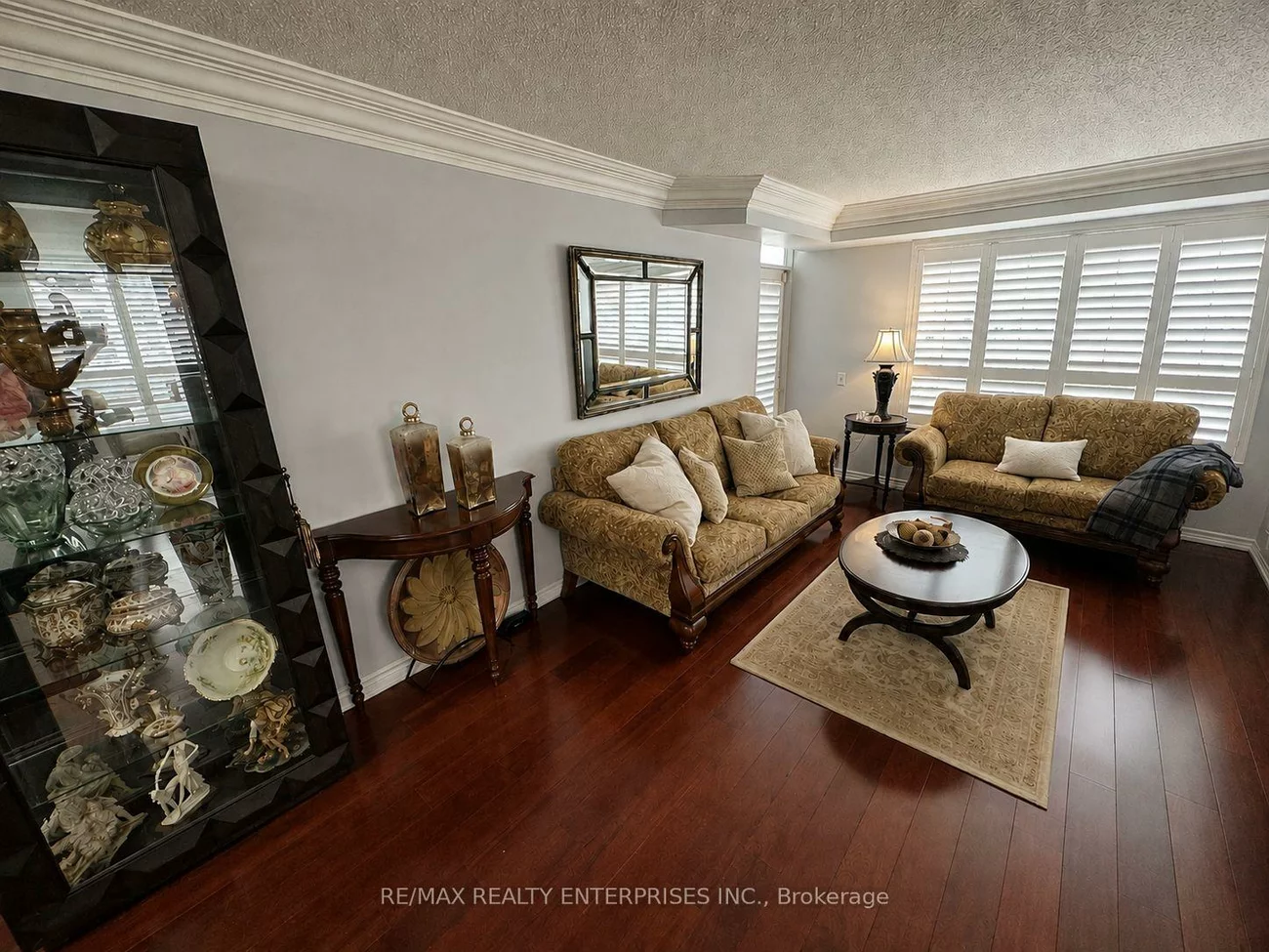 35, Kingsbridge Garden, Hurontario, Mississauga