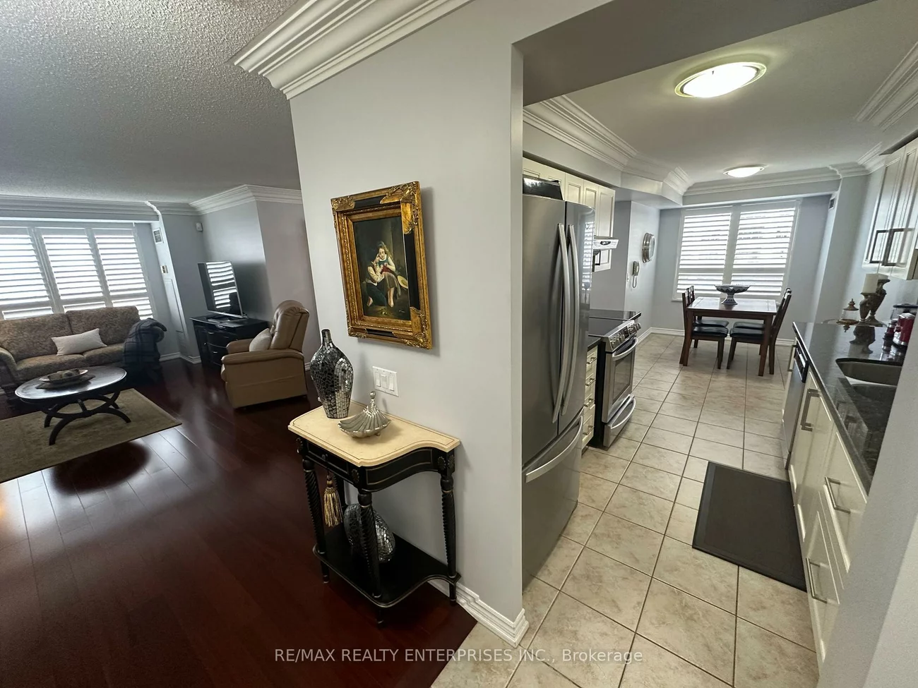 35, Kingsbridge Garden, Hurontario, Mississauga