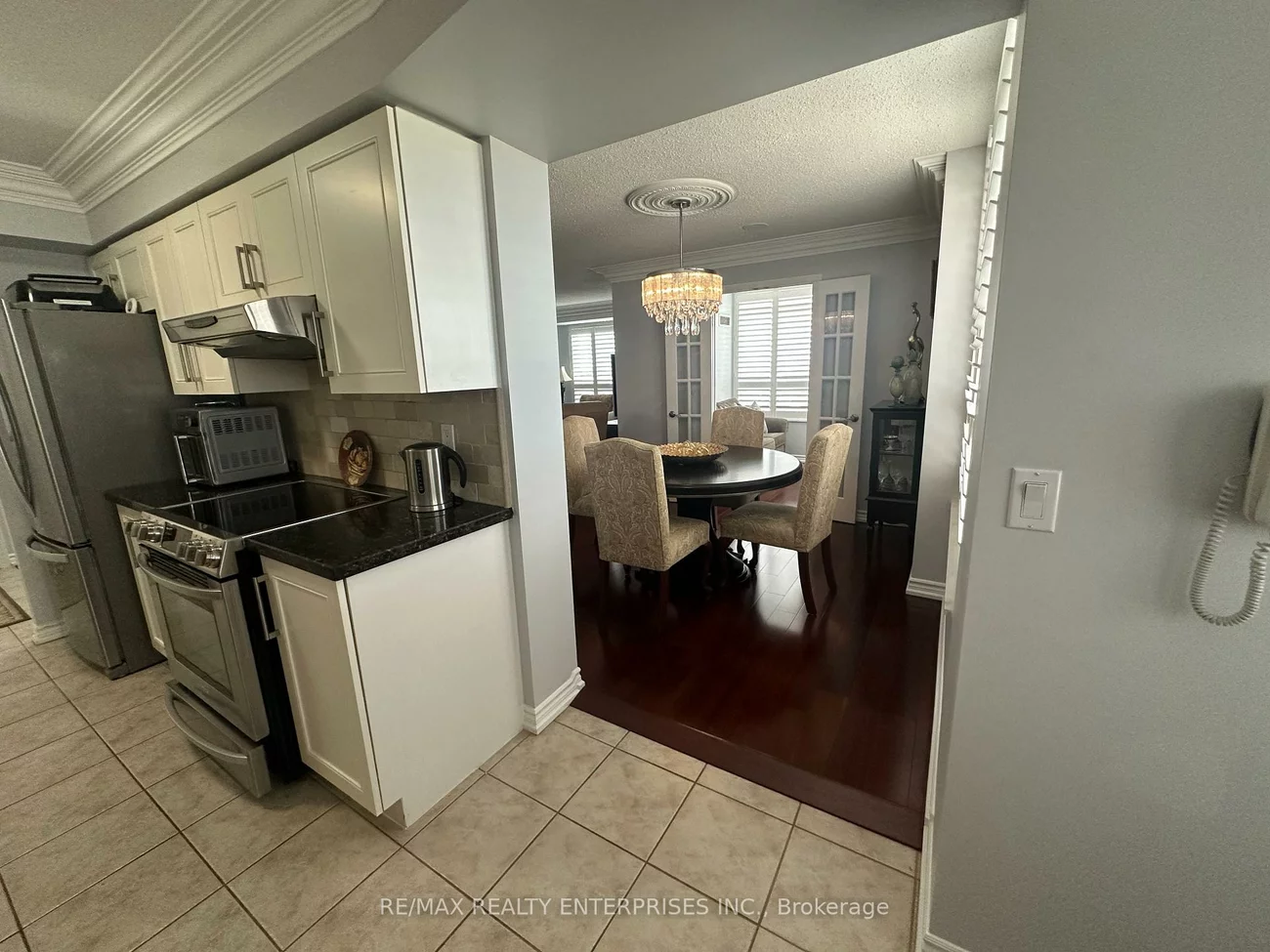 35, Kingsbridge Garden, Hurontario, Mississauga