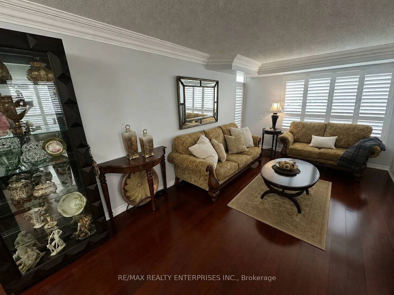 35, Kingsbridge Garden, Hurontario, Mississauga