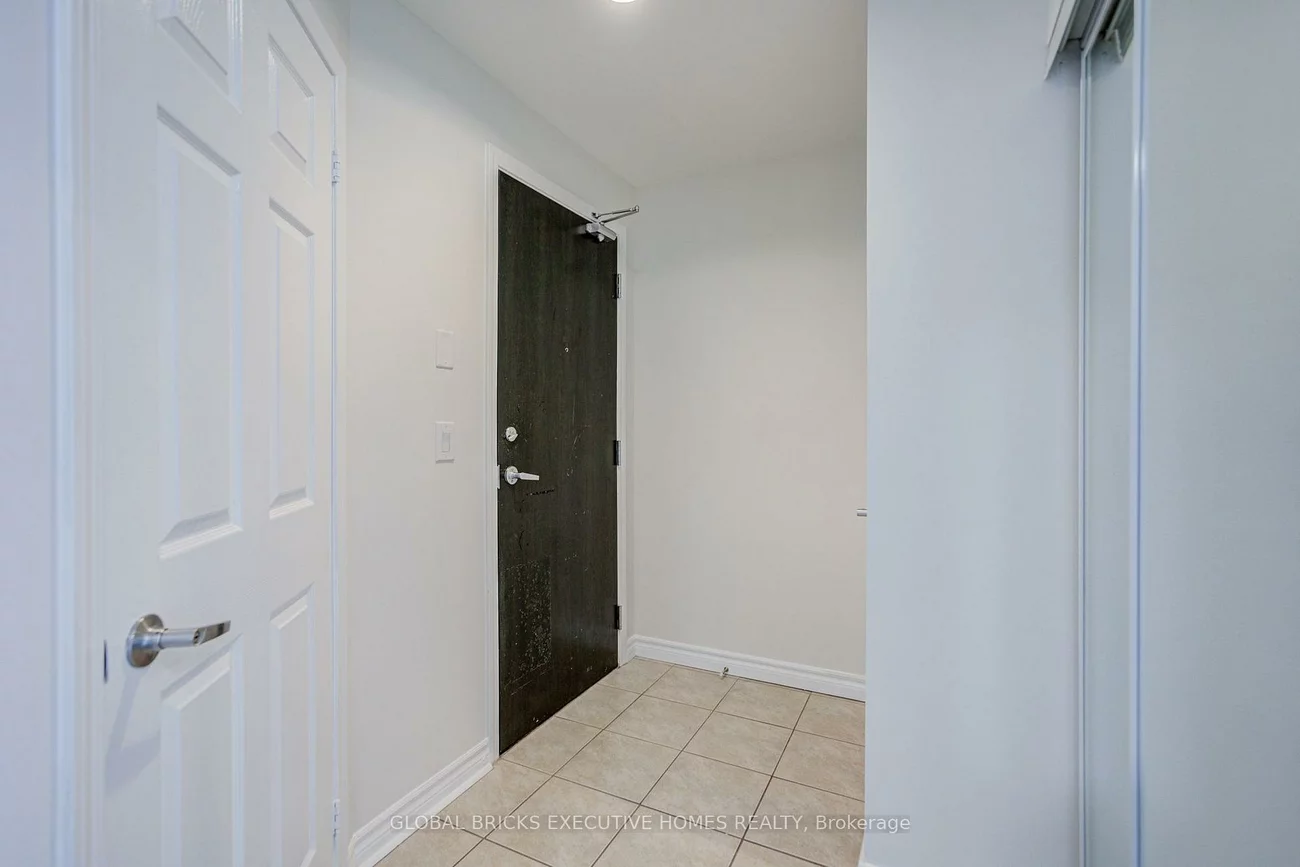 388, Prince of Wales, City Centre, Mississauga