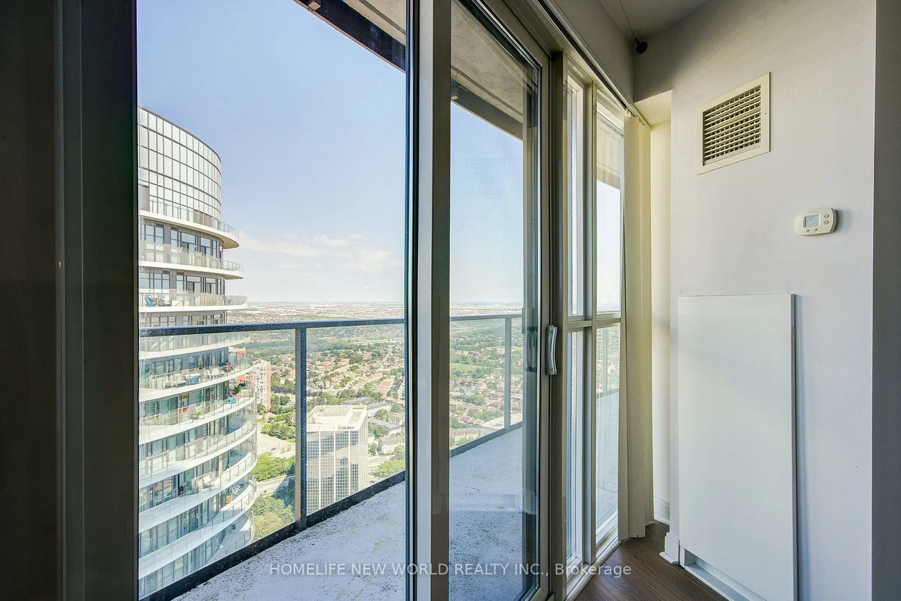 60, Absolute, City Centre, Mississauga