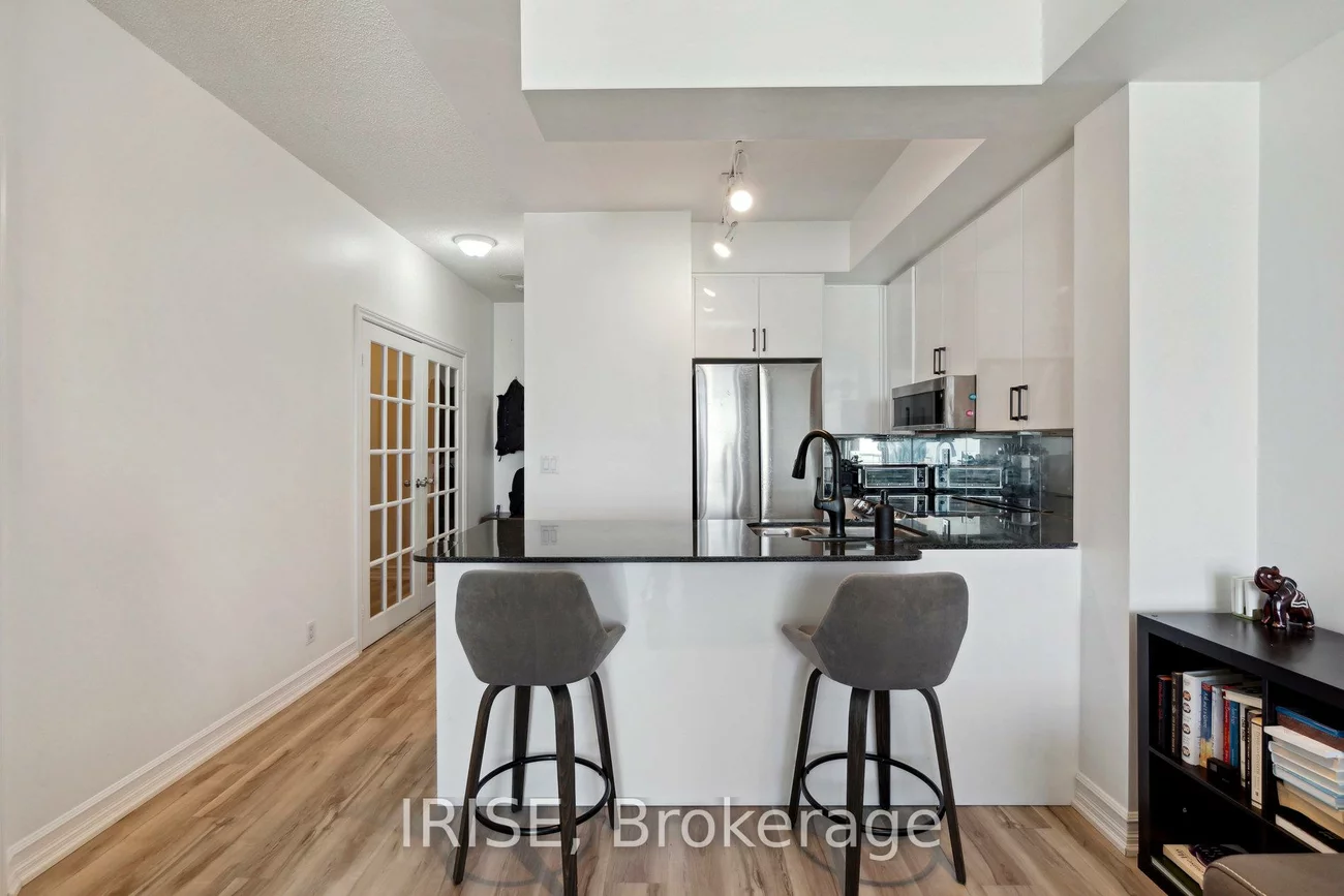 1, Elm, City Centre, Mississauga