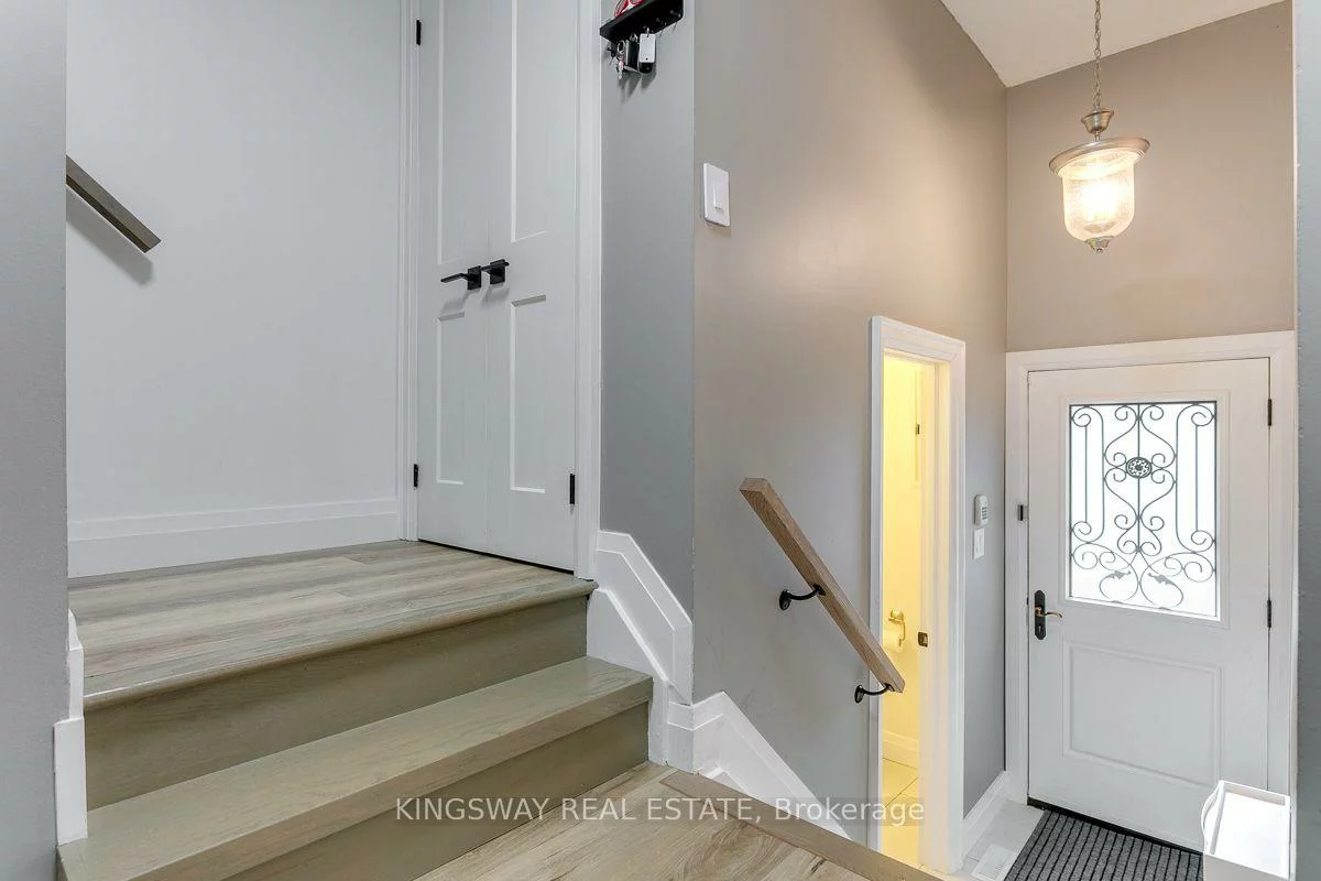 3175, Kirwin, Cooksville, Mississauga