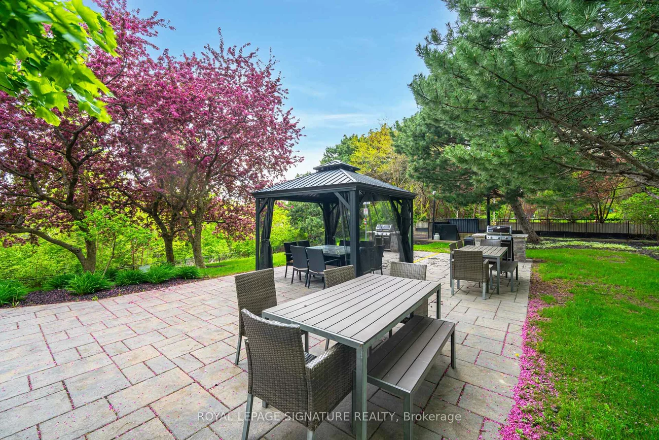 55, Kingsbridge Garden, Hurontario, Mississauga