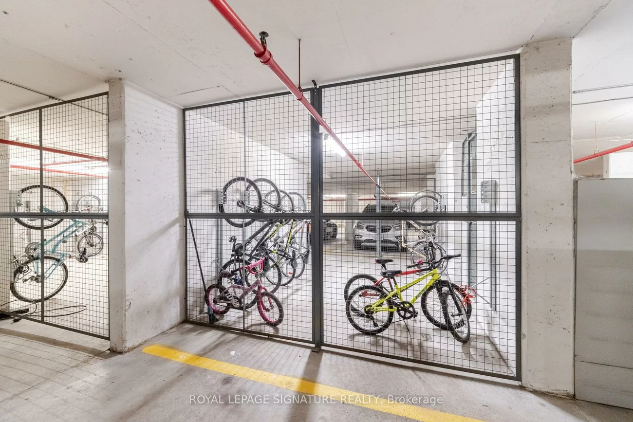 55, Kingsbridge Garden, Hurontario, Mississauga
