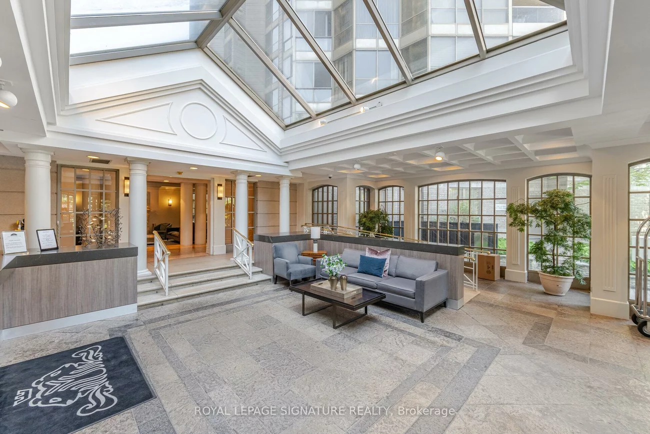 55, Kingsbridge Garden, Hurontario, Mississauga