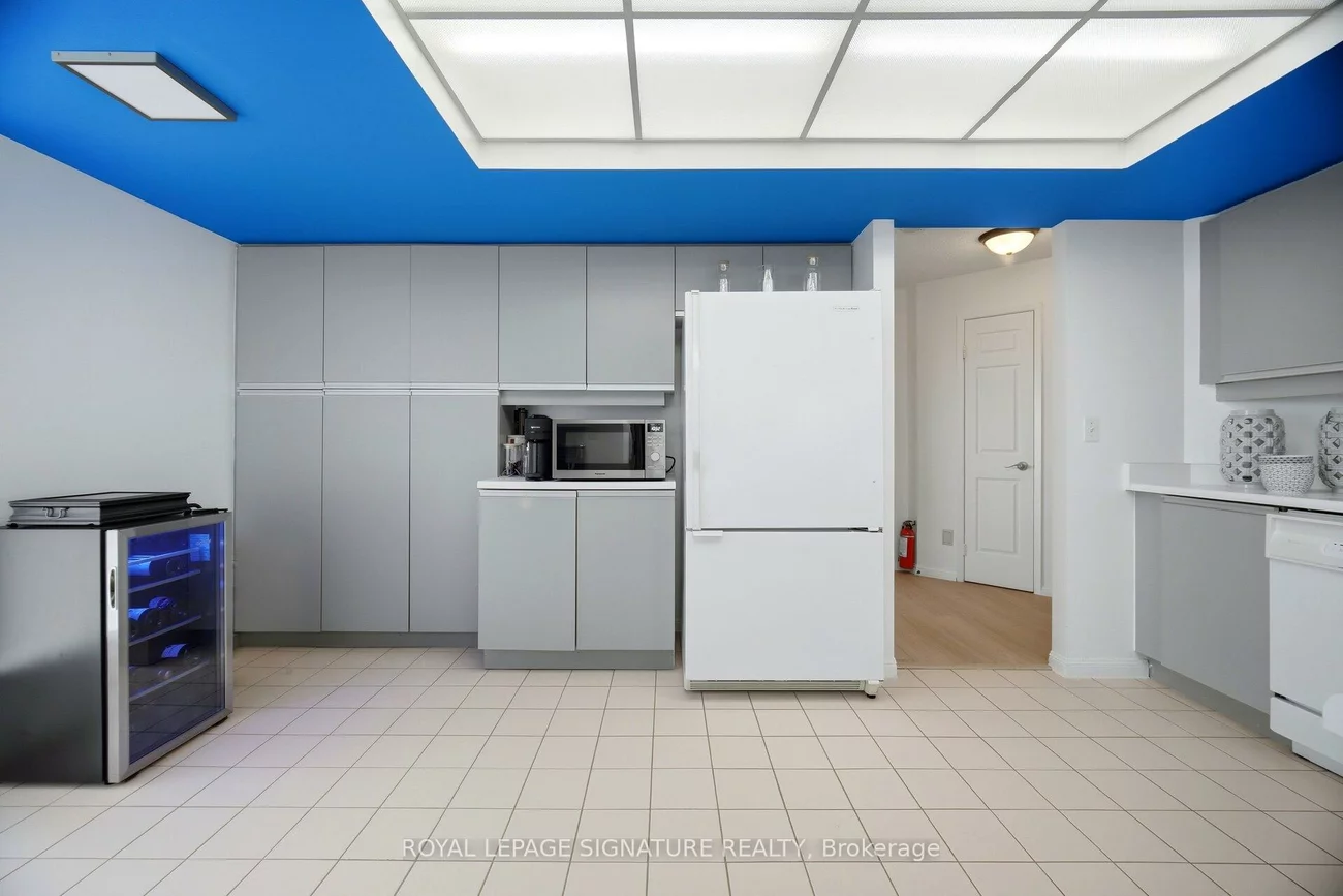55, Kingsbridge Garden, Hurontario, Mississauga