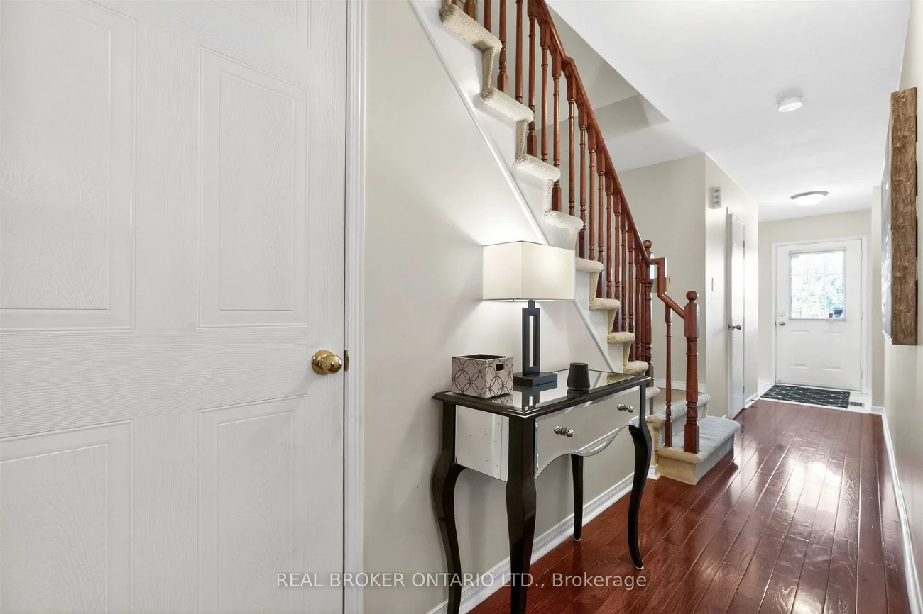 86, Joymar, Streetsville, Mississauga