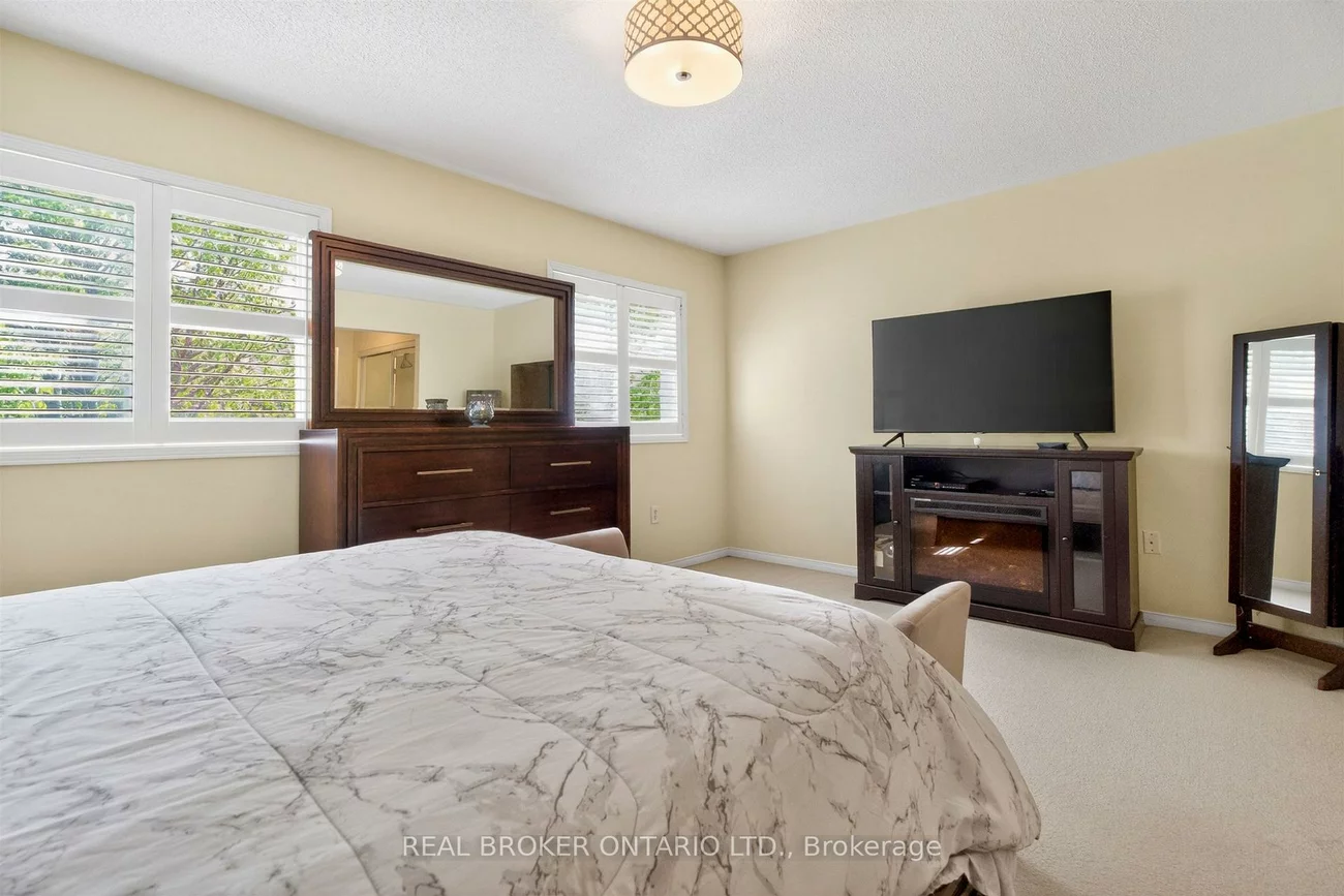 86, Joymar, Streetsville, Mississauga