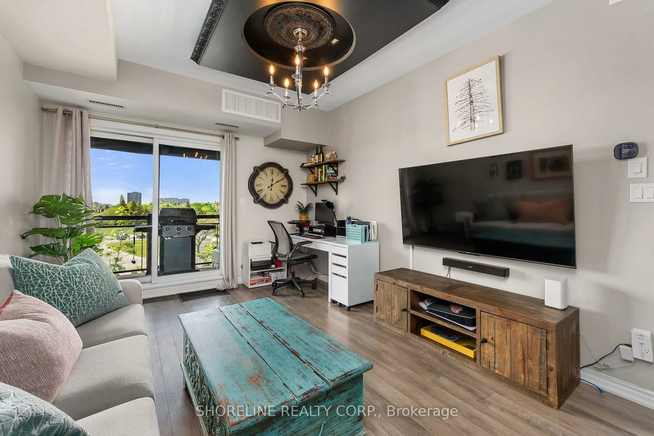 570, Lolita, Mississauga Valleys, Mississauga
