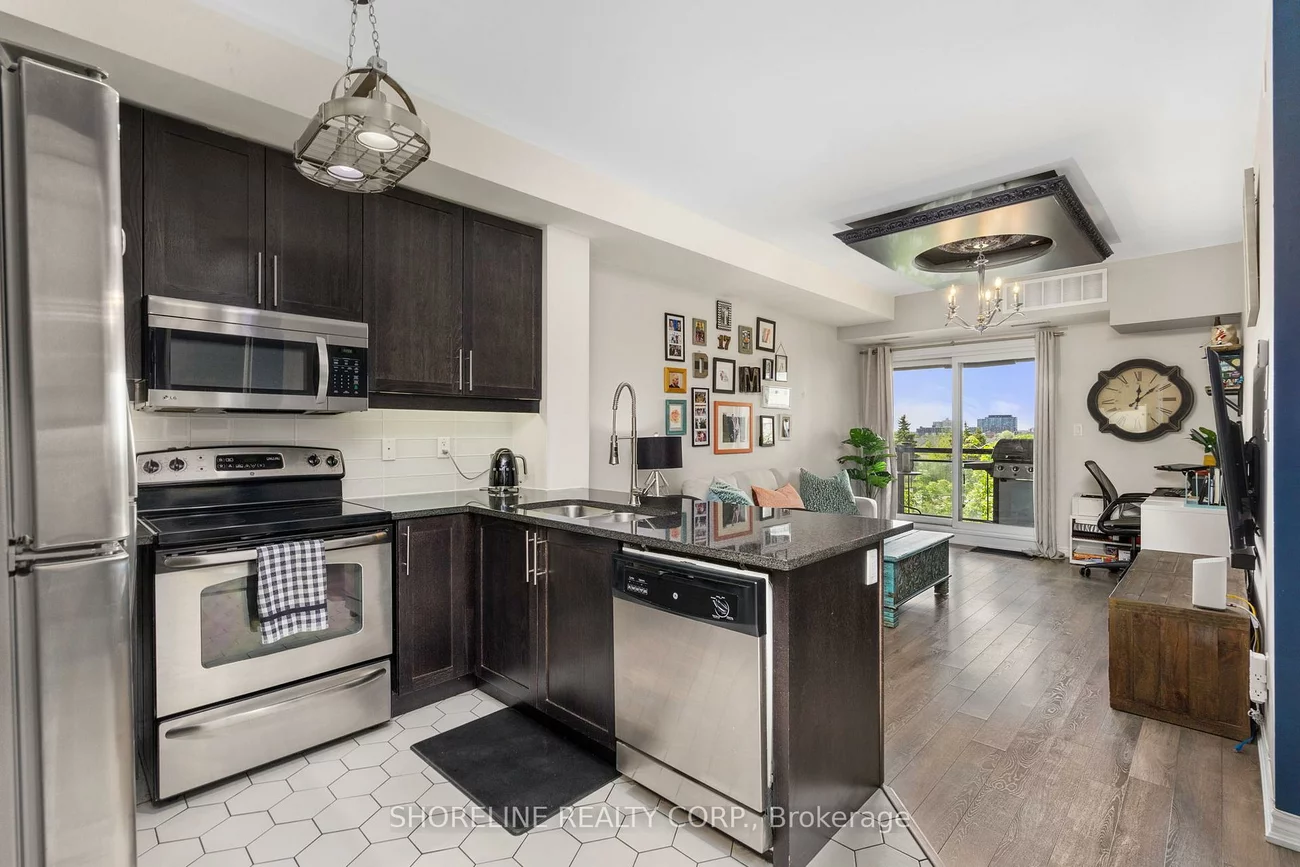 570, Lolita, Mississauga Valleys, Mississauga