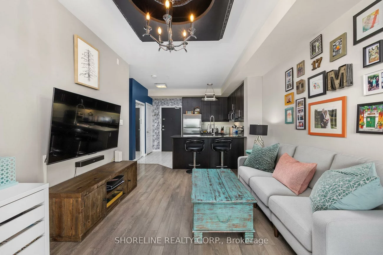 570, Lolita, Mississauga Valleys, Mississauga