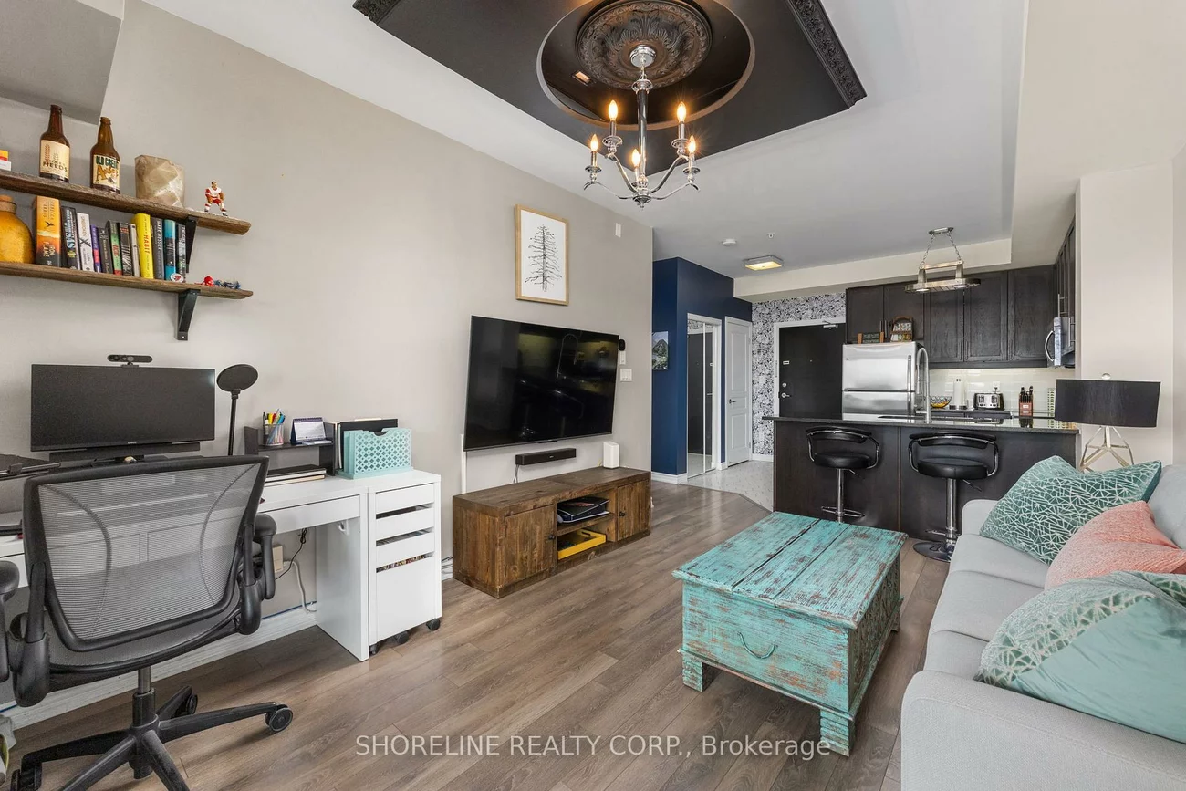 570, Lolita, Mississauga Valleys, Mississauga