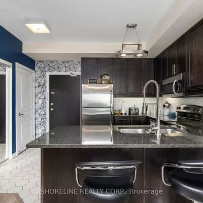 570, Lolita, Mississauga Valleys, Mississauga