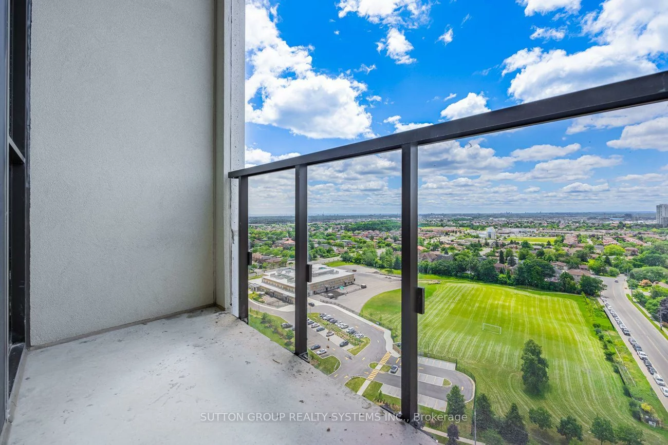 36, Elm, Fairview, Mississauga