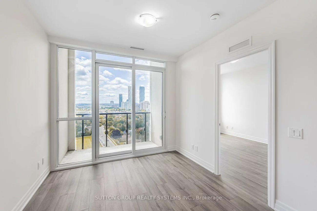 36, Elm, Fairview, Mississauga