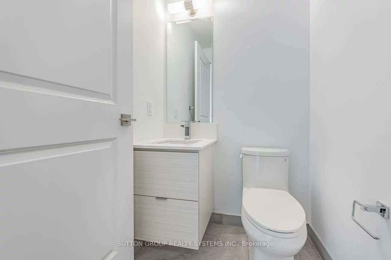 36, Elm, Fairview, Mississauga