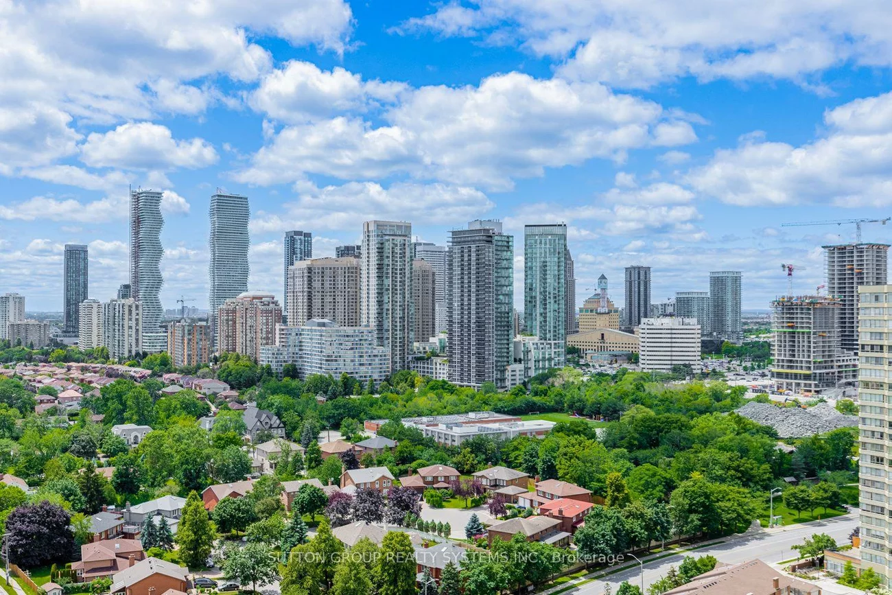 36, Elm, Fairview, Mississauga