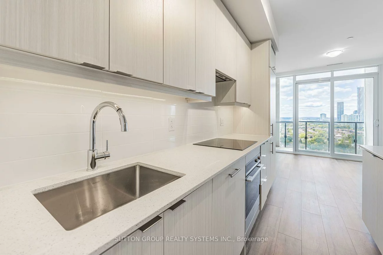36, Elm, Fairview, Mississauga