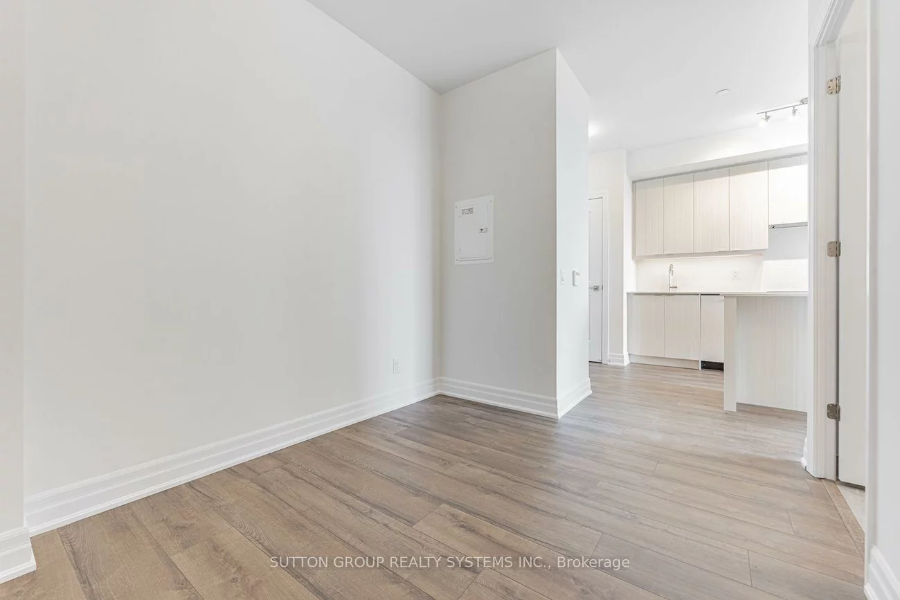 36, Elm, Fairview, Mississauga