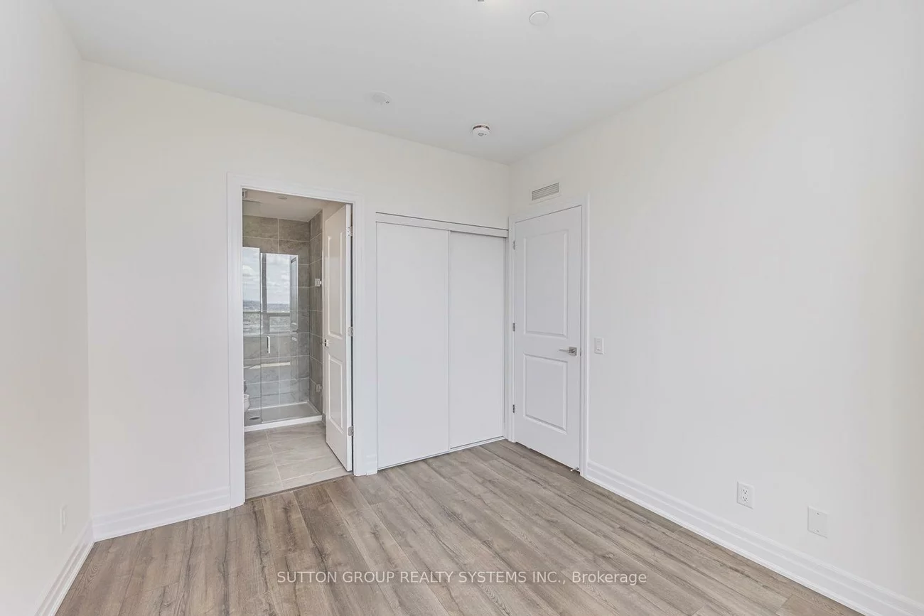 36, Elm, Fairview, Mississauga