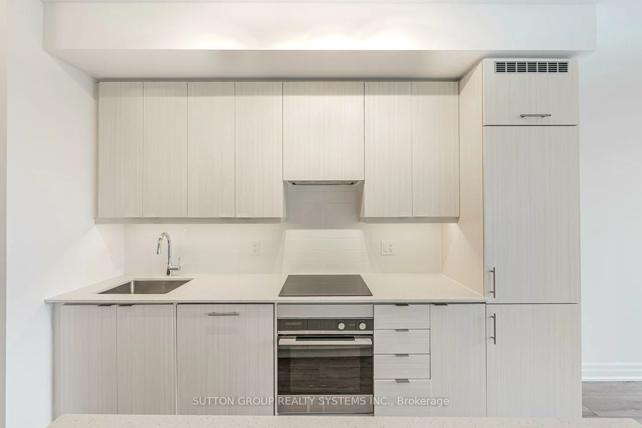 36, Elm, Fairview, Mississauga
