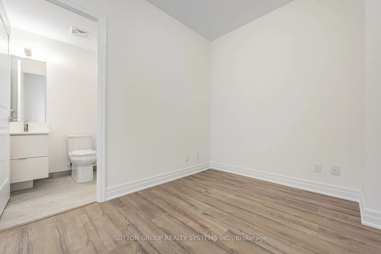 36, Elm, Fairview, Mississauga