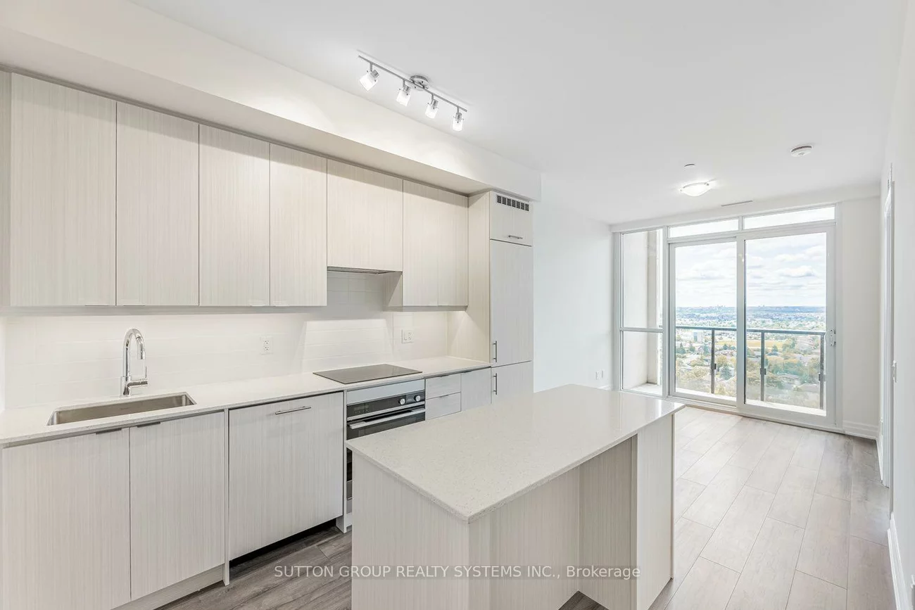 36, Elm, Fairview, Mississauga