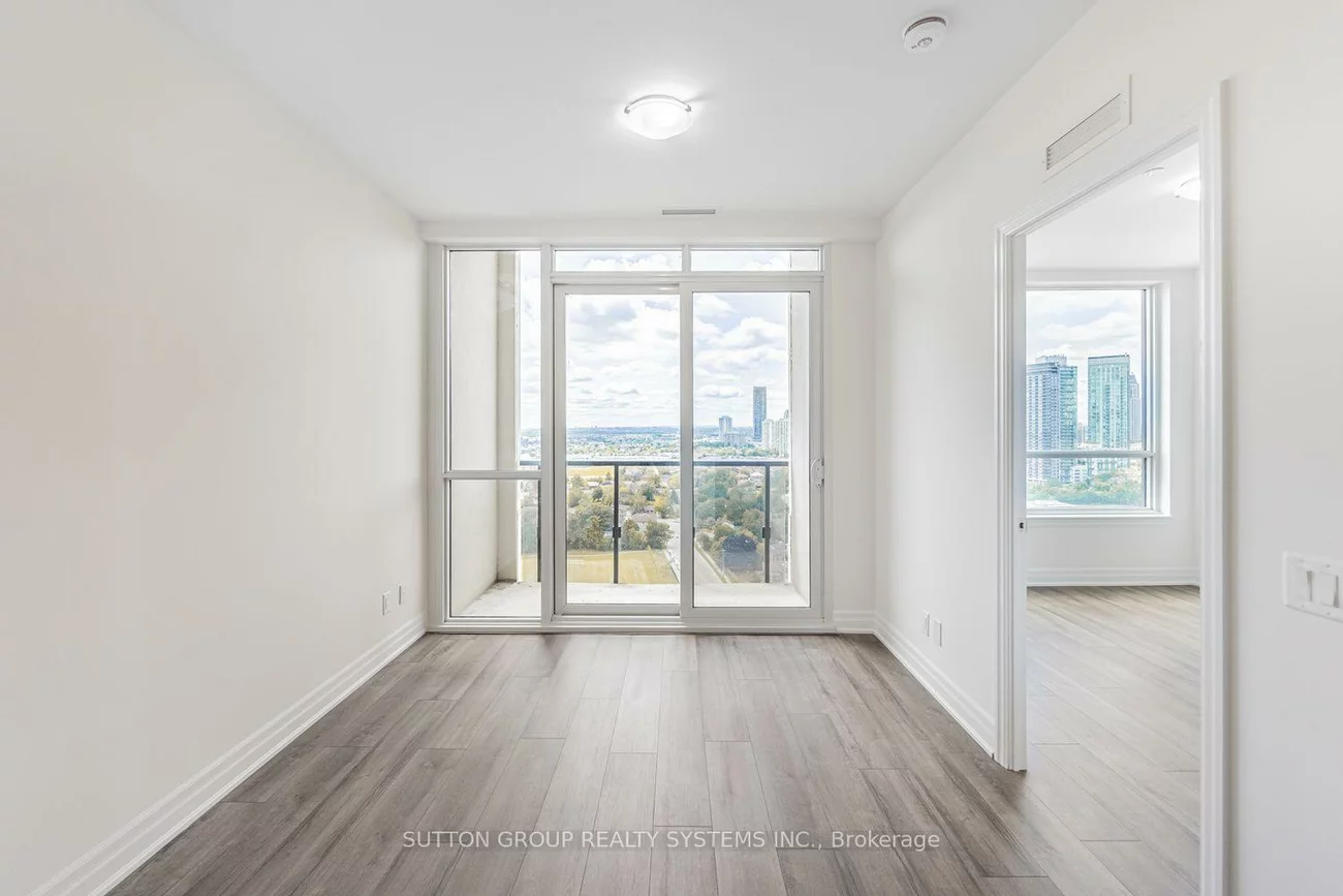 36, Elm, Fairview, Mississauga