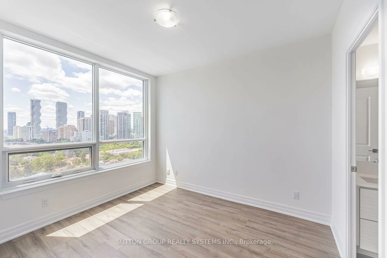 36, Elm, Fairview, Mississauga