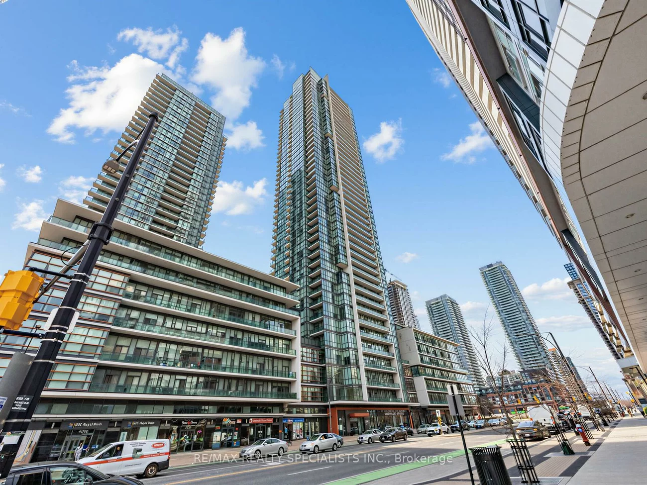 4070, Confederation, City Centre, Mississauga