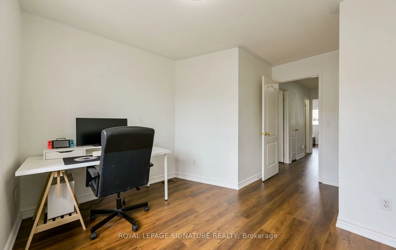 3020, Cedarglen, Erindale, Mississauga