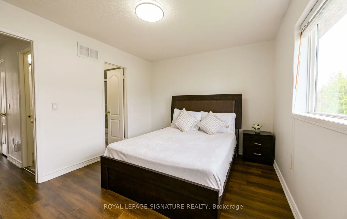 3020, Cedarglen, Erindale, Mississauga
