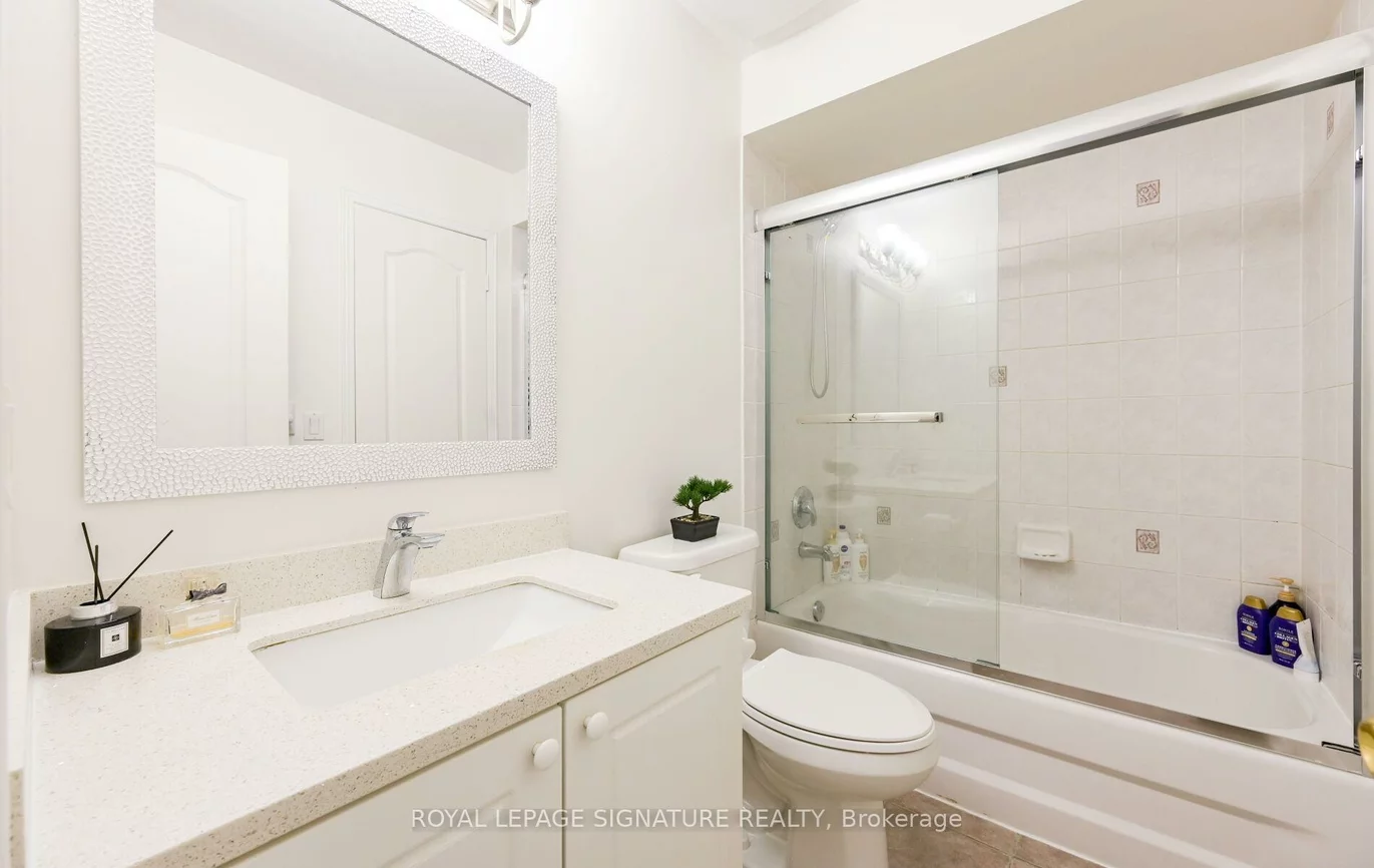 3020, Cedarglen, Erindale, Mississauga