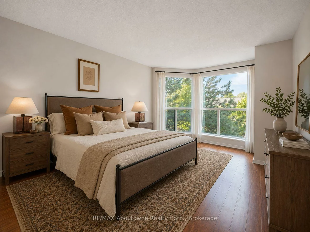 2177, Burnhamthorpe, Erin Mills, Mississauga