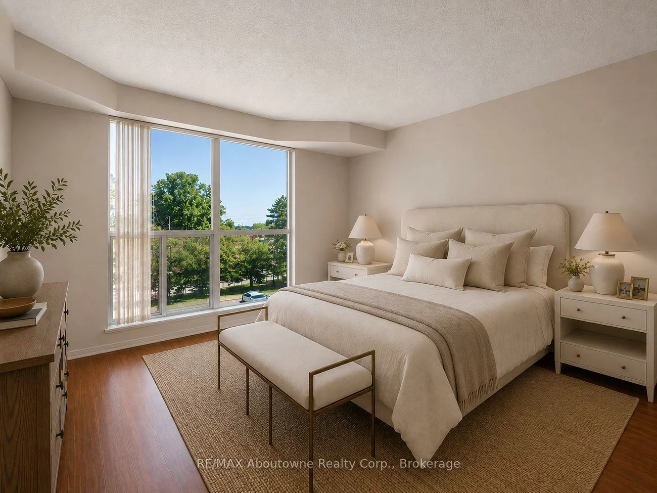 2177, Burnhamthorpe, Erin Mills, Mississauga