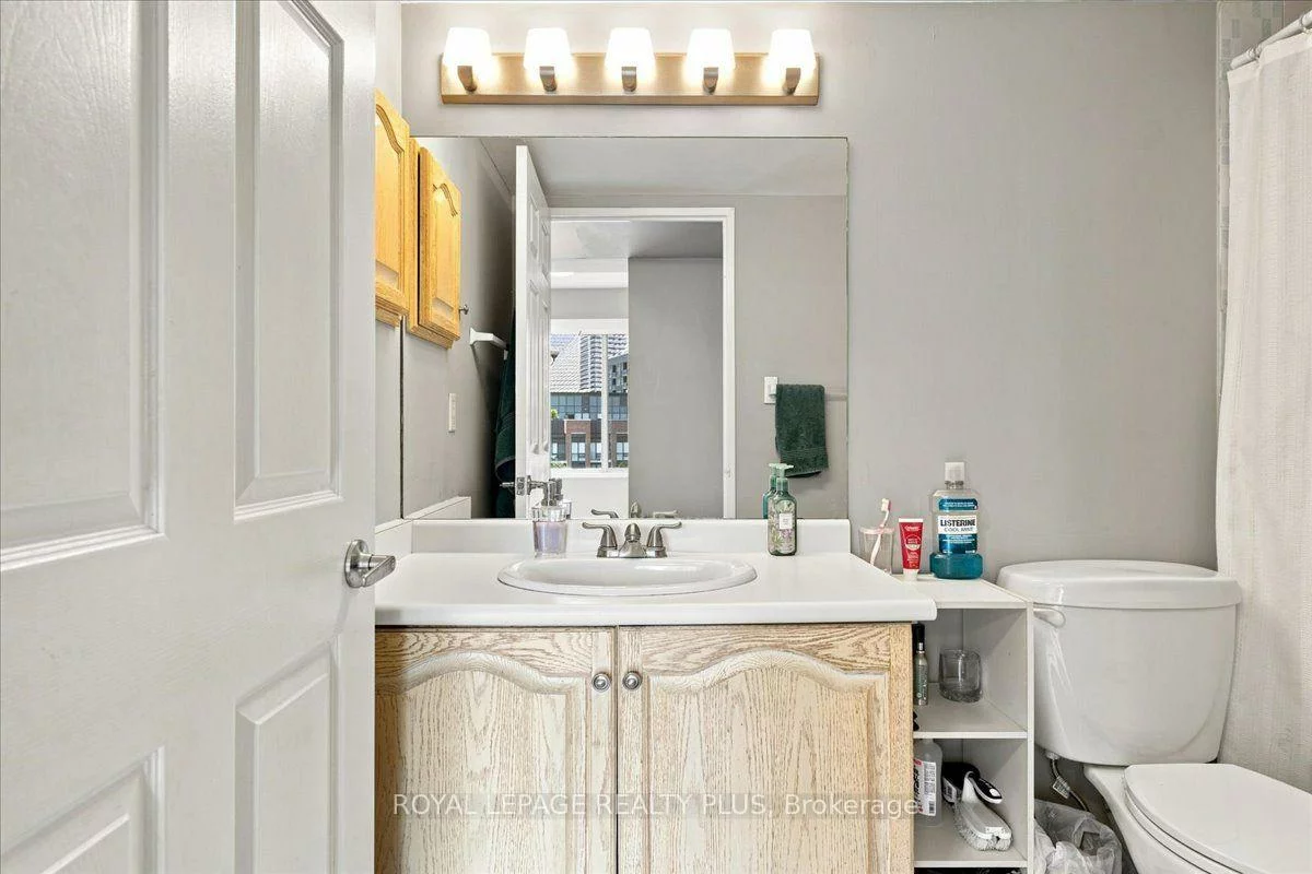 350, Rathburn, Creditview, Mississauga