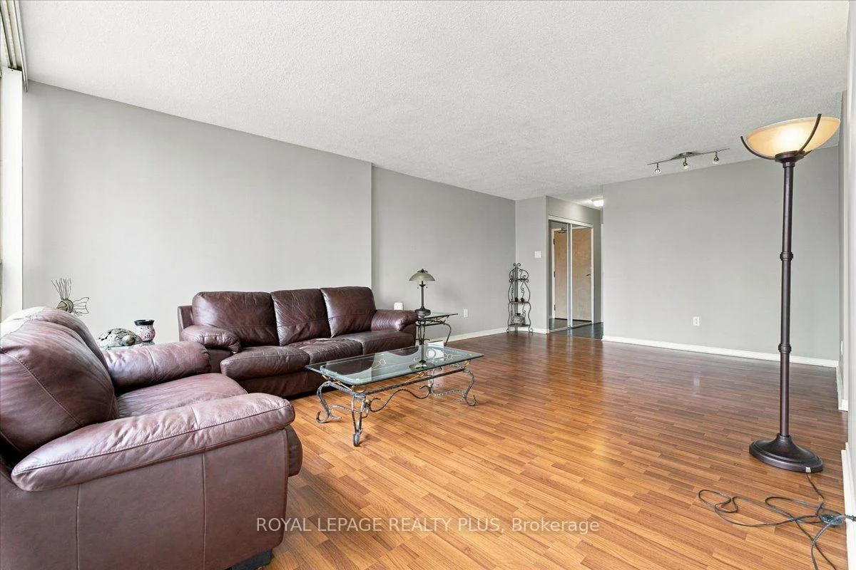 350, Rathburn, Creditview, Mississauga