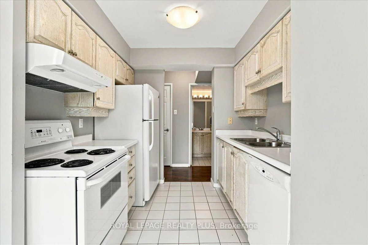 350, Rathburn, Creditview, Mississauga