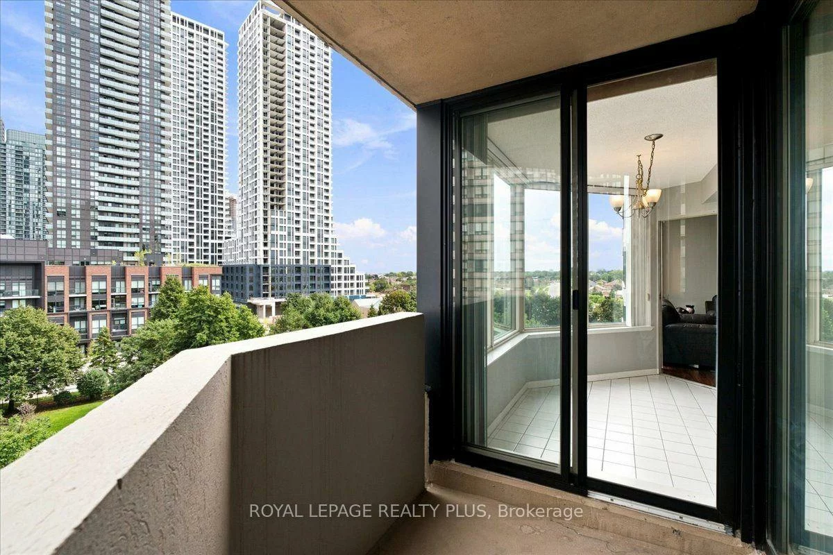 350, Rathburn, Creditview, Mississauga