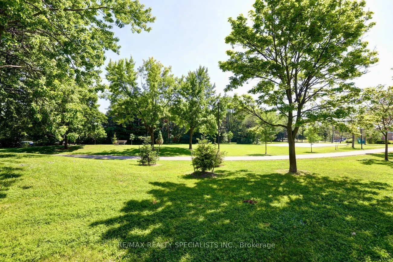2445, Homelands, Sheridan, Mississauga