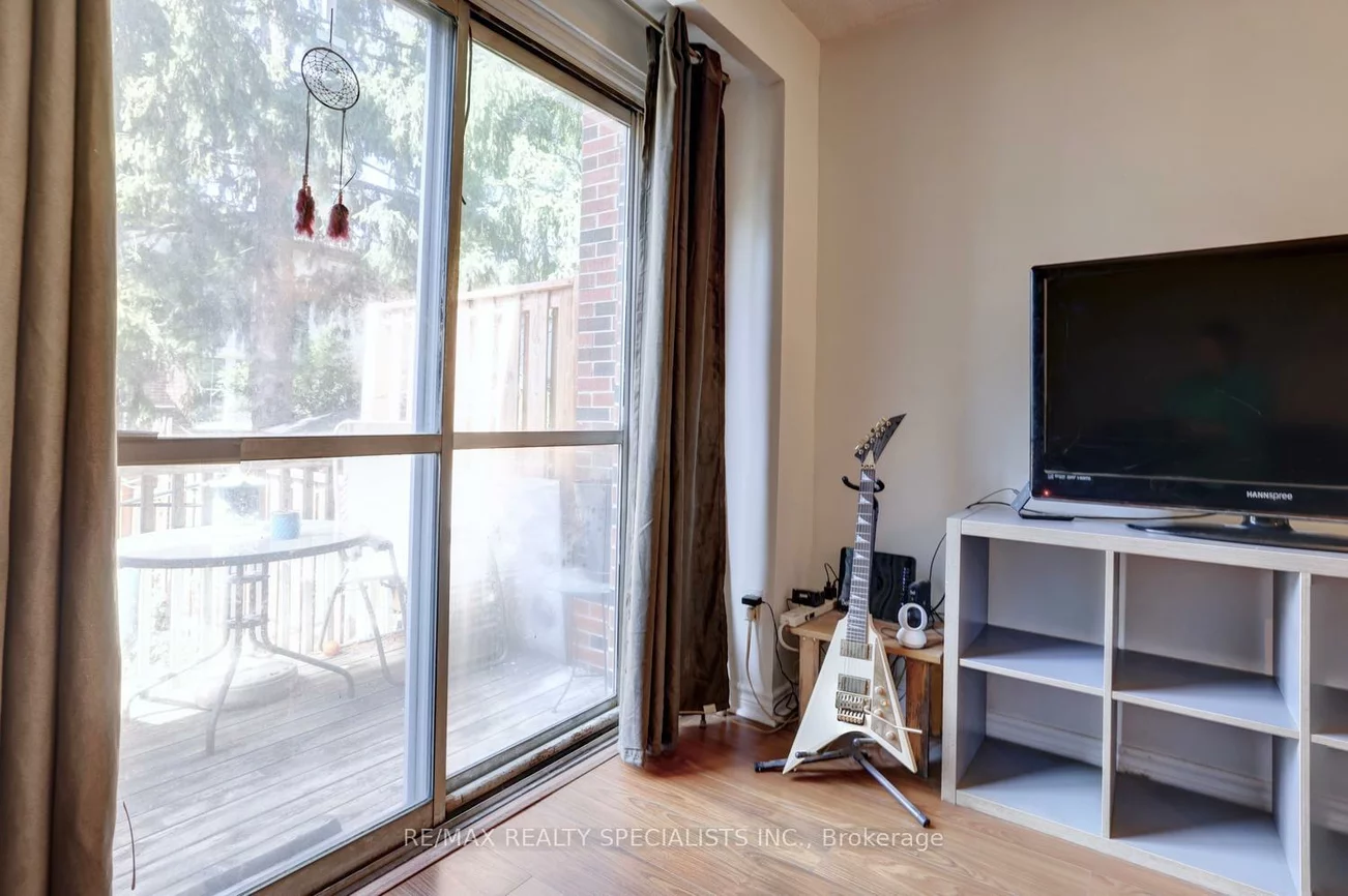 2445, Homelands, Sheridan, Mississauga
