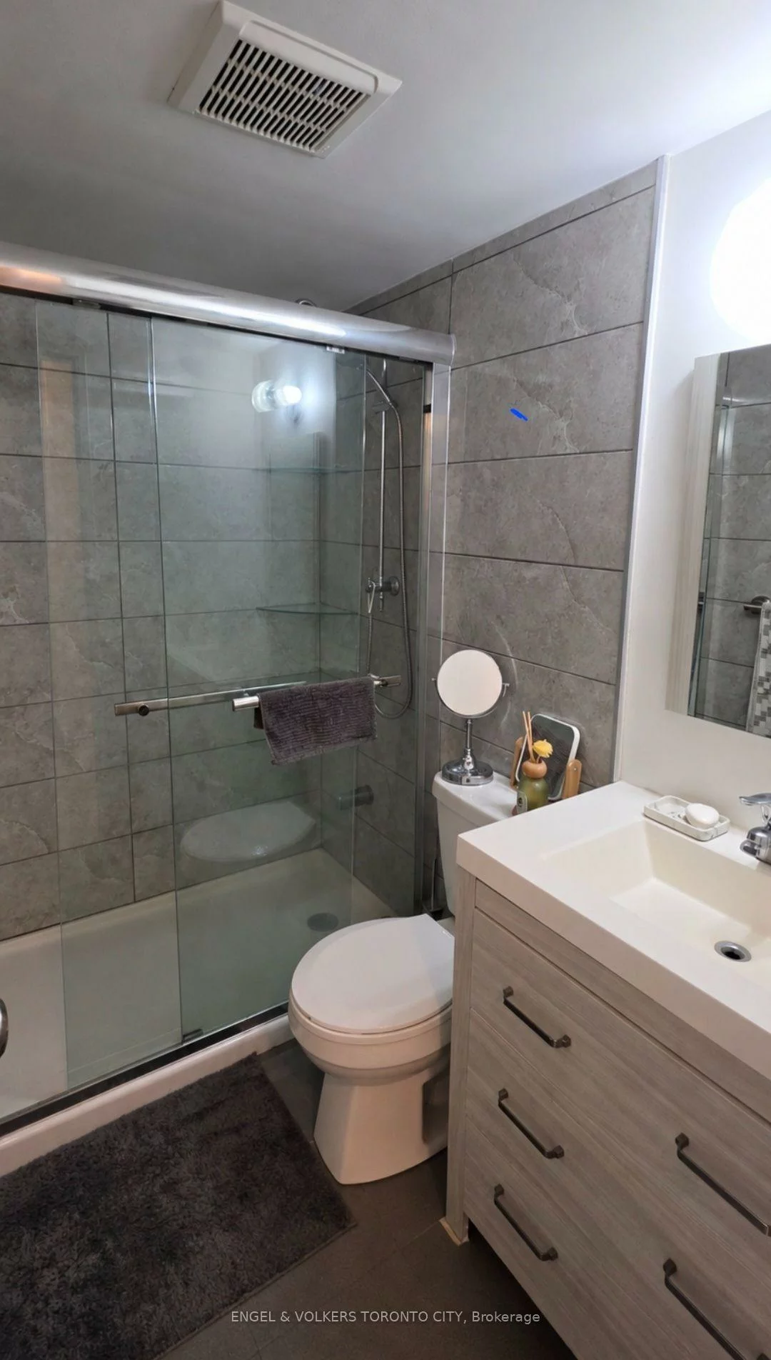 1100, Caven, Lakeview, Mississauga