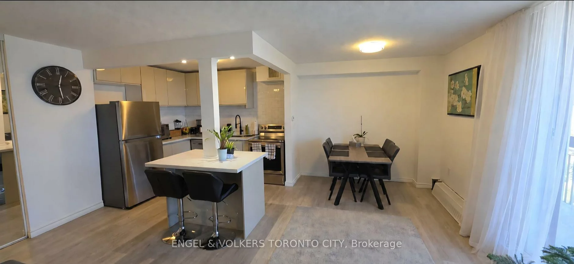 1100, Caven, Lakeview, Mississauga