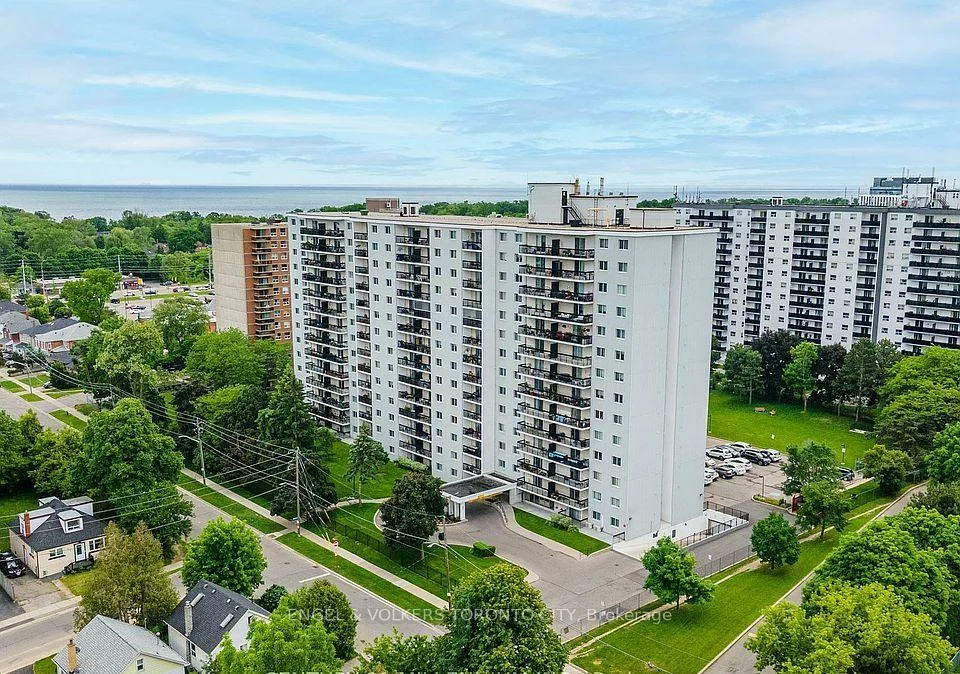 1100, Caven, Lakeview, Mississauga