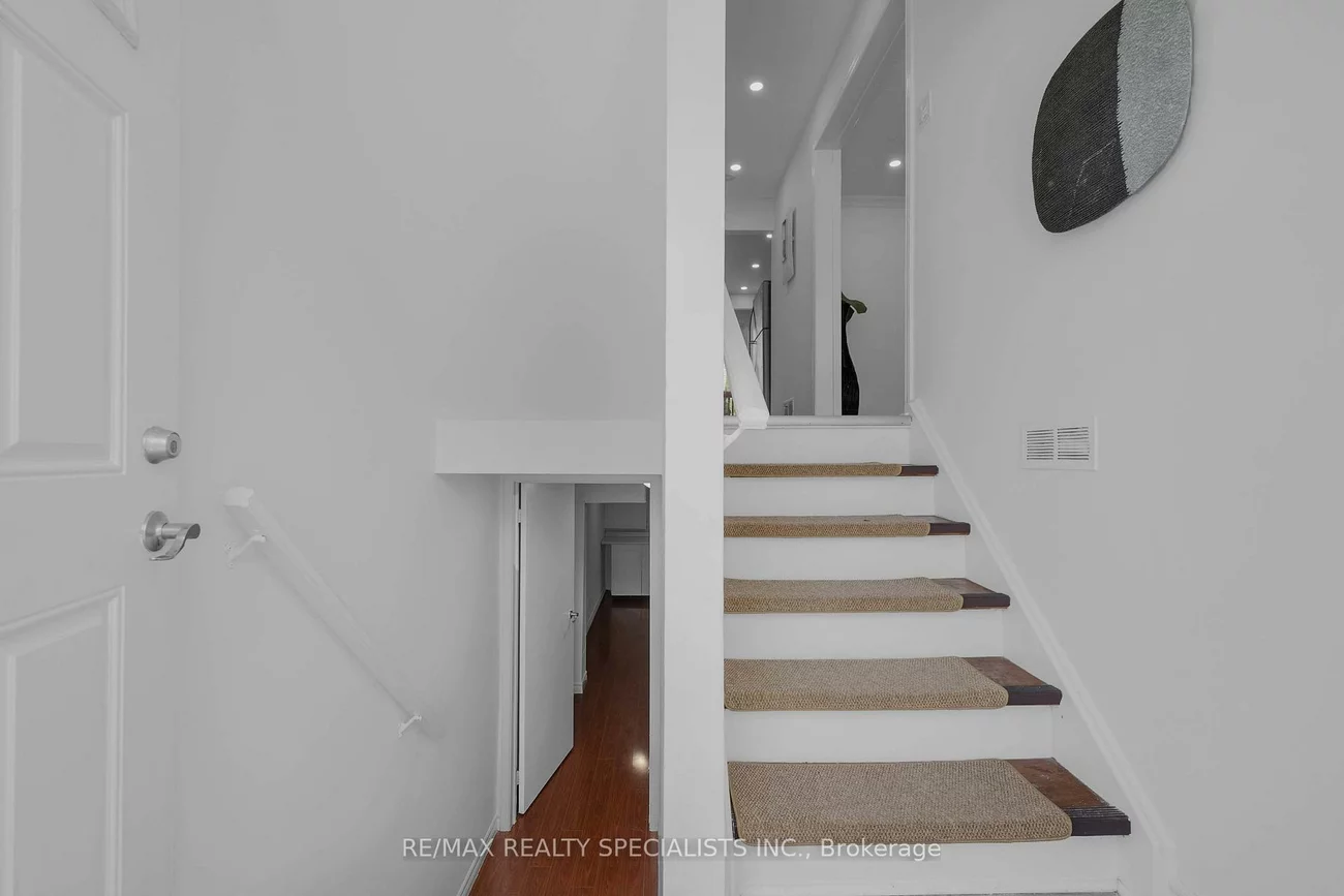 3525, Brandon Gate, Malton, Mississauga